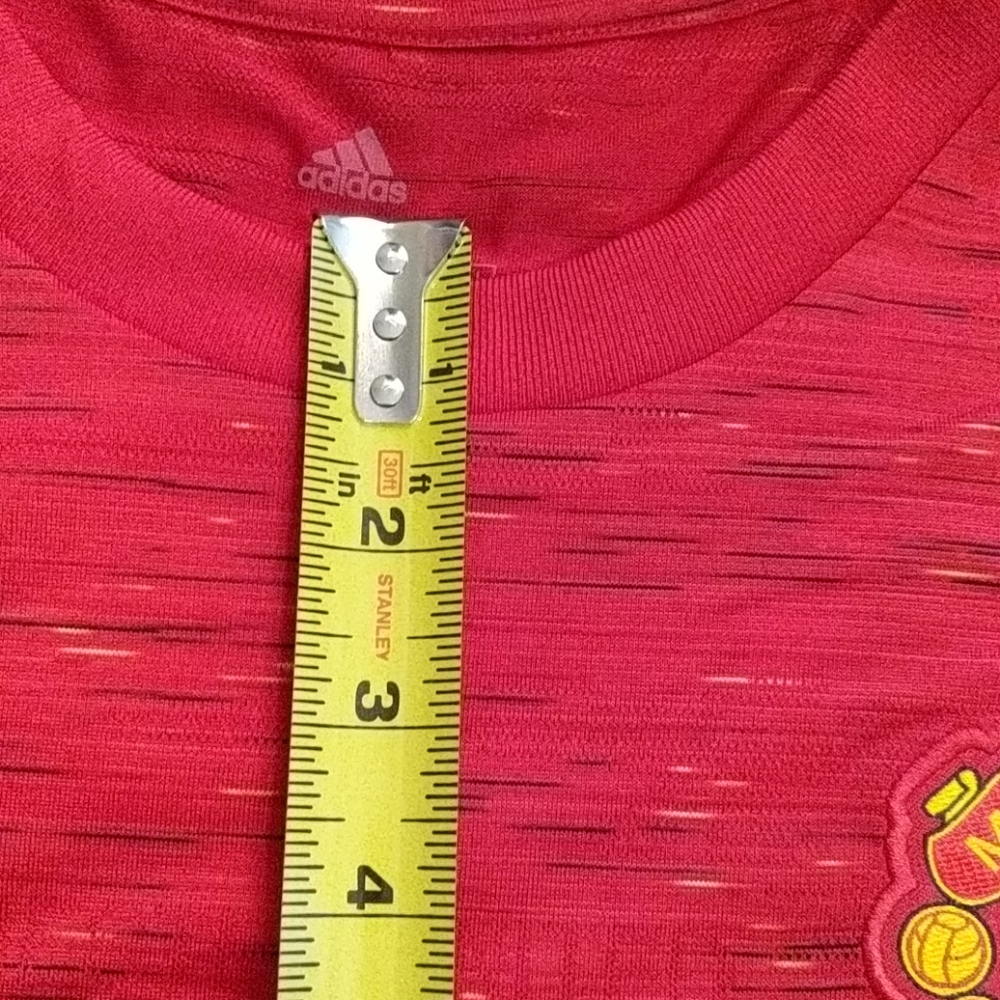 Authentic Manchester United jersey - Picture 9 of 10